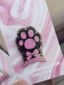 PUSSY GRABS BACK PIN