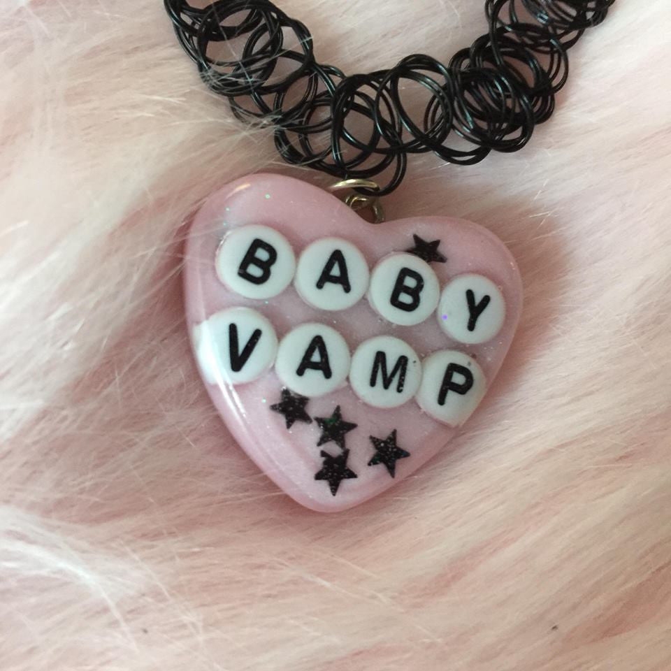 BABY VAMP CHOKERS