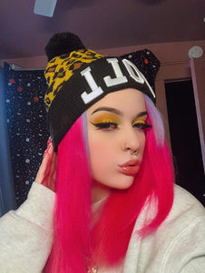 HOLIDAY LEOPARD POM DOLL BEANIE