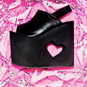 Y. R. U. "HEART EYEZ" PLATFORMS BLACK
