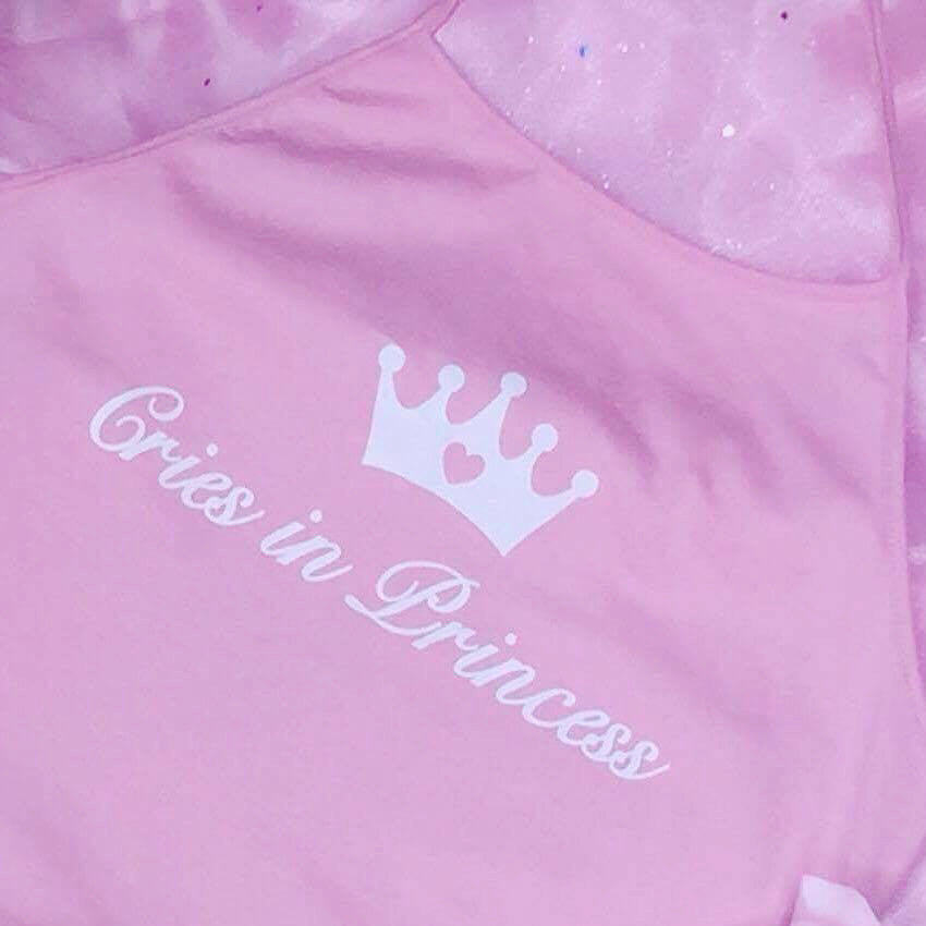 CRIES IN PRINCESS HALTER TOP
