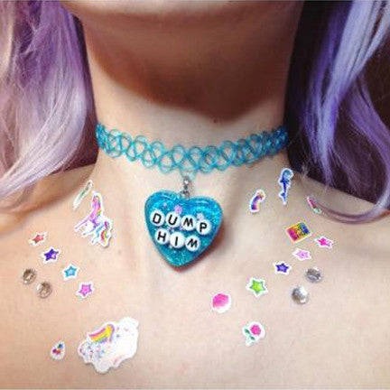DUMP HIM CHOKER