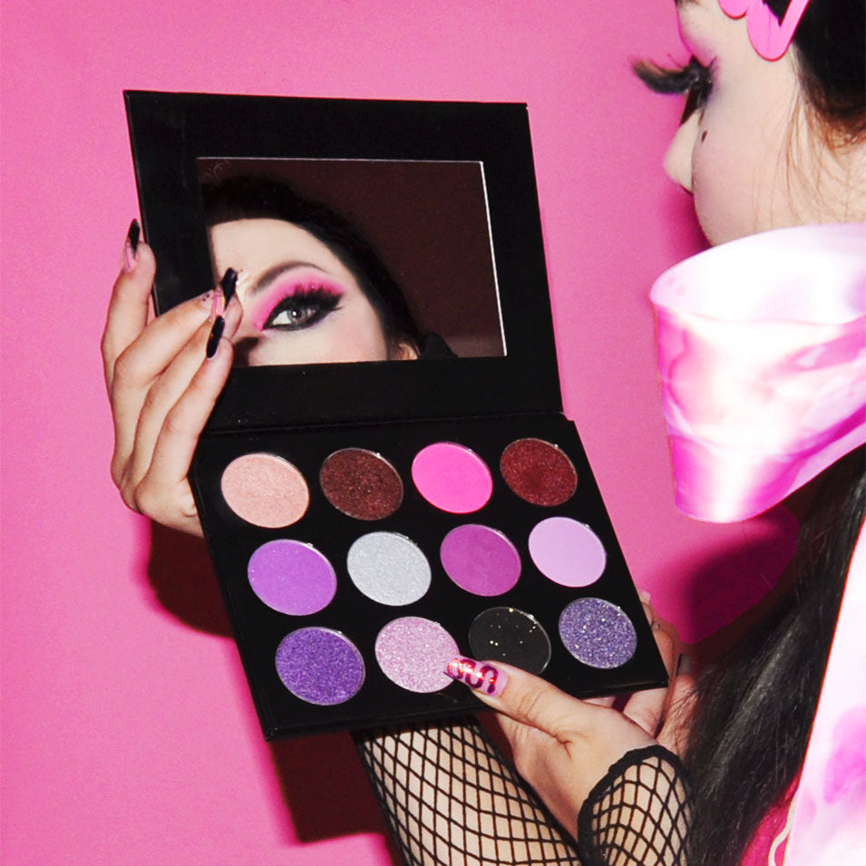 NIKKI LIPSTICK MAKEUP PALETTE