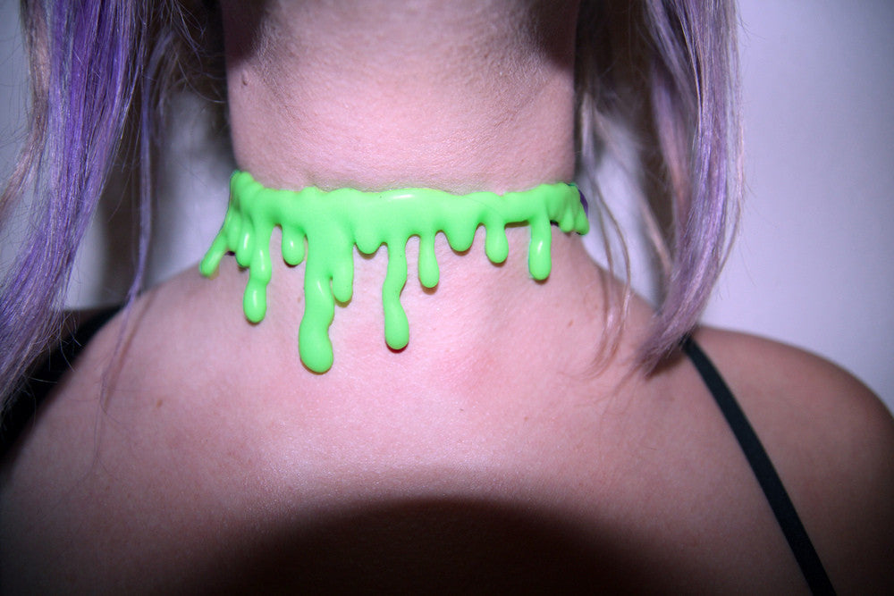 SLIMEY DRIP CHOKER
