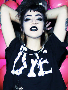 DIE TEE
