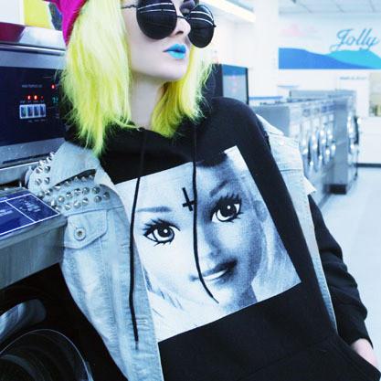 OG DOLLCULT BW | HOODIE