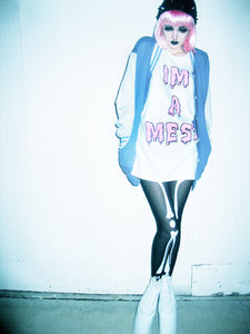 IM A MESS TEE