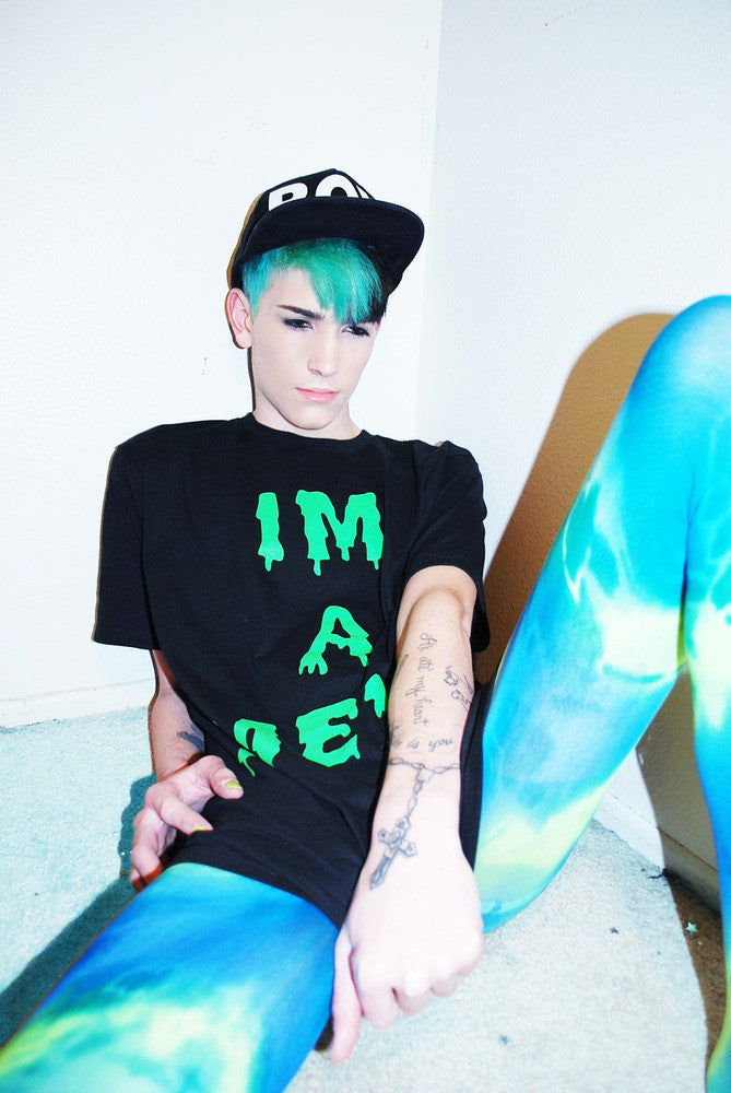 IM A MESS TEE
