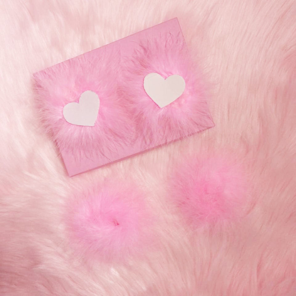 FLUFFY PASTIES