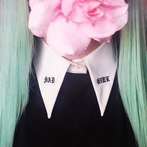 SAD GIRL COLLAR