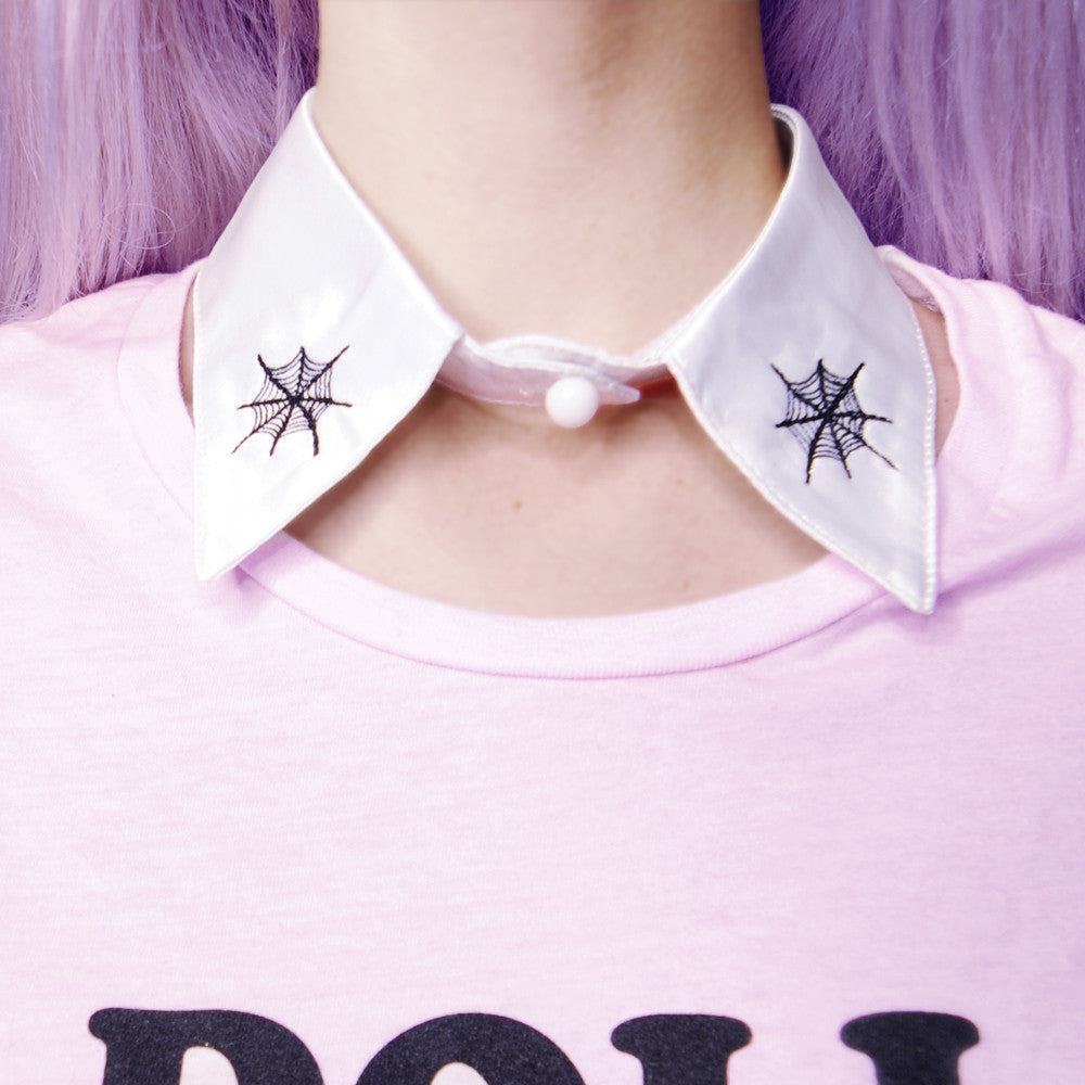 SPIDER WEB COLLARS