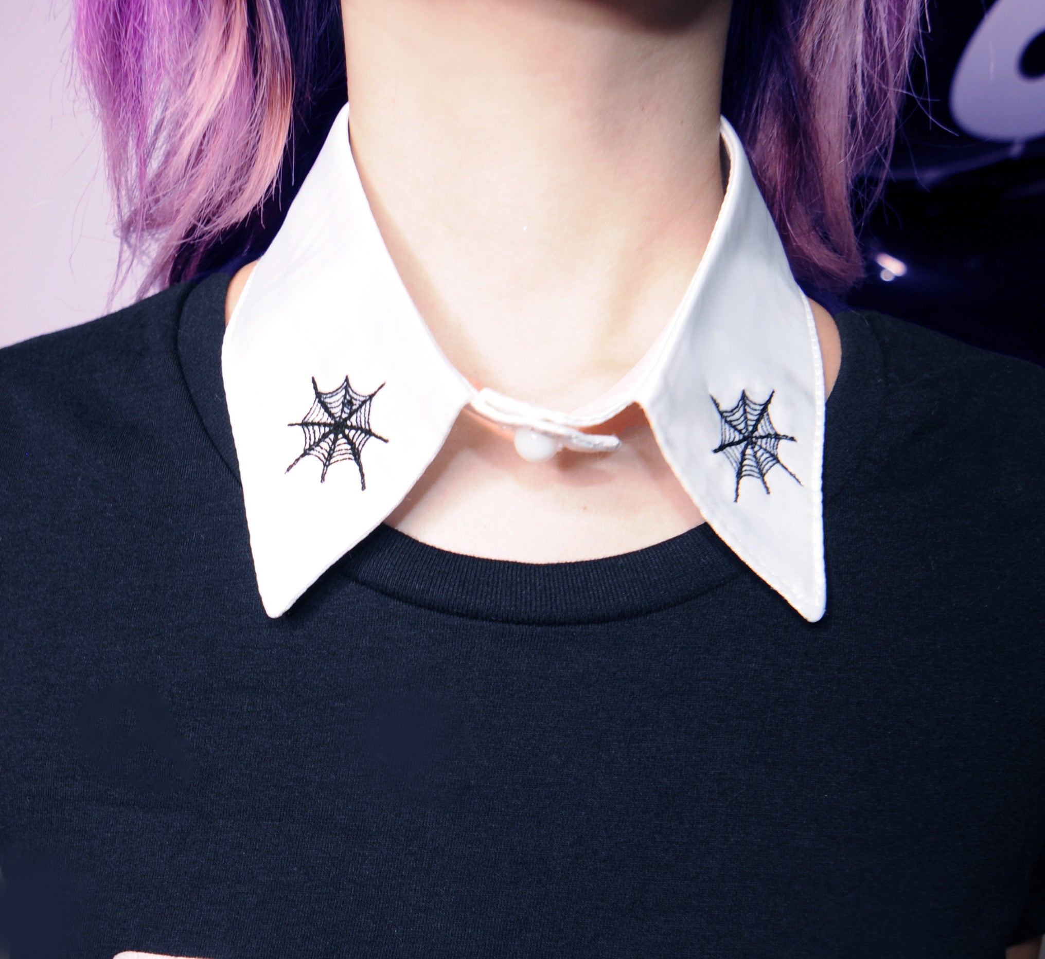 SPIDER WEB COLLARS